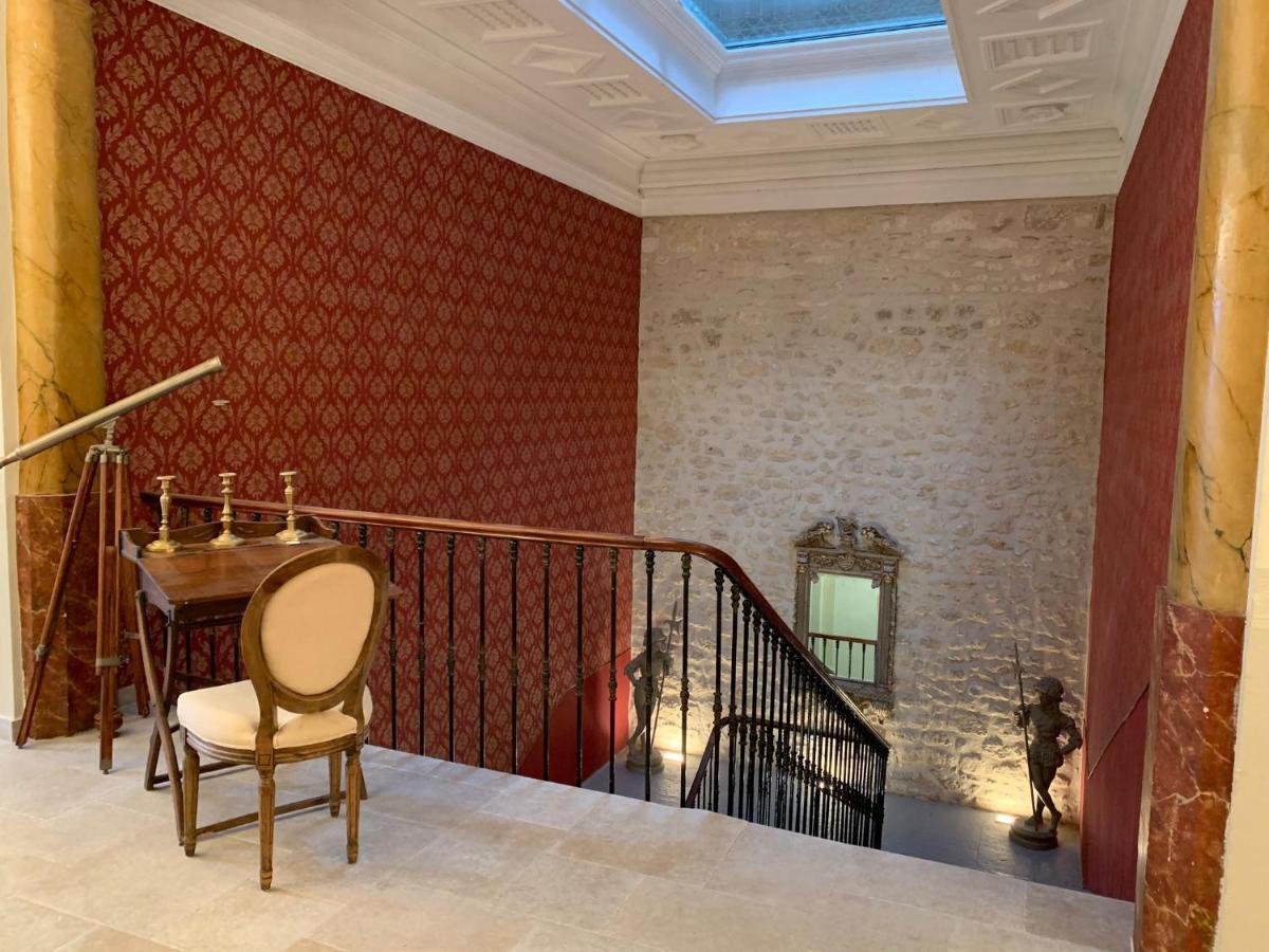 Chateau Sainte Colombe Bed & Breakfast Exterior photo